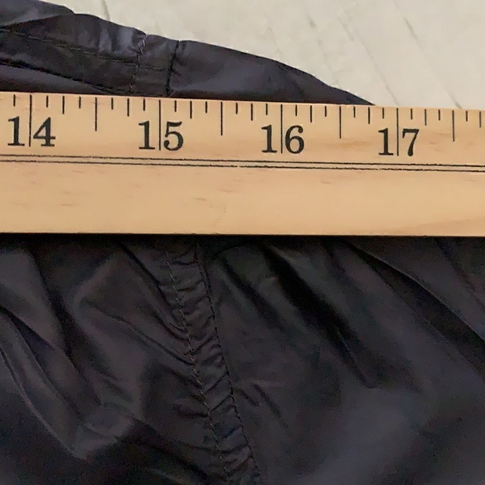 Small Zyia Grey Hoodie Drawstring Windbreaker - Picture 5 of 6